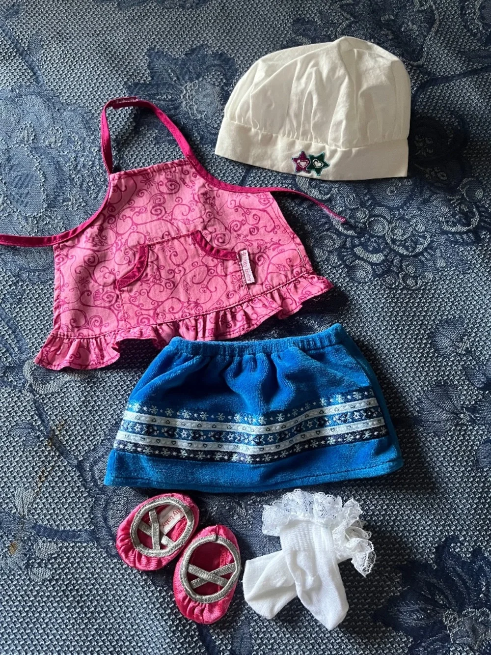 Lot of Bitty Baby by American Girl doll accessories & clothing 5 items